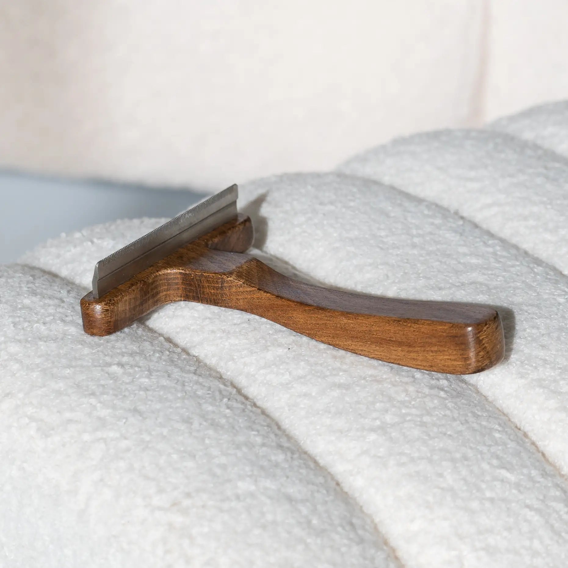 Forester De - Shedding Tool for Dogs and Cats - YMOAs - Forester De - Shedding Tool for Dogs and Cats